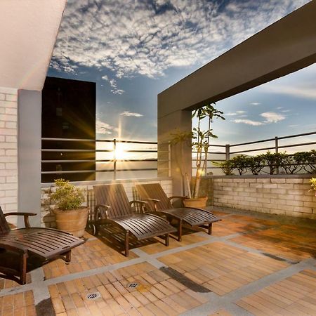 Cyan Suites Poblado By Mde Bnb Медельїн Екстер'єр фото